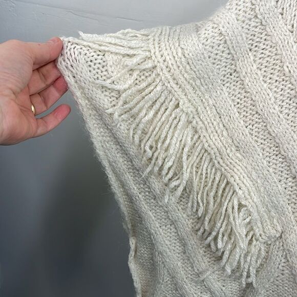 Apt. 9 Honor Roll Knit Cable Fringe Poncho Sweater Ivory Off White - Picture 4 of 9